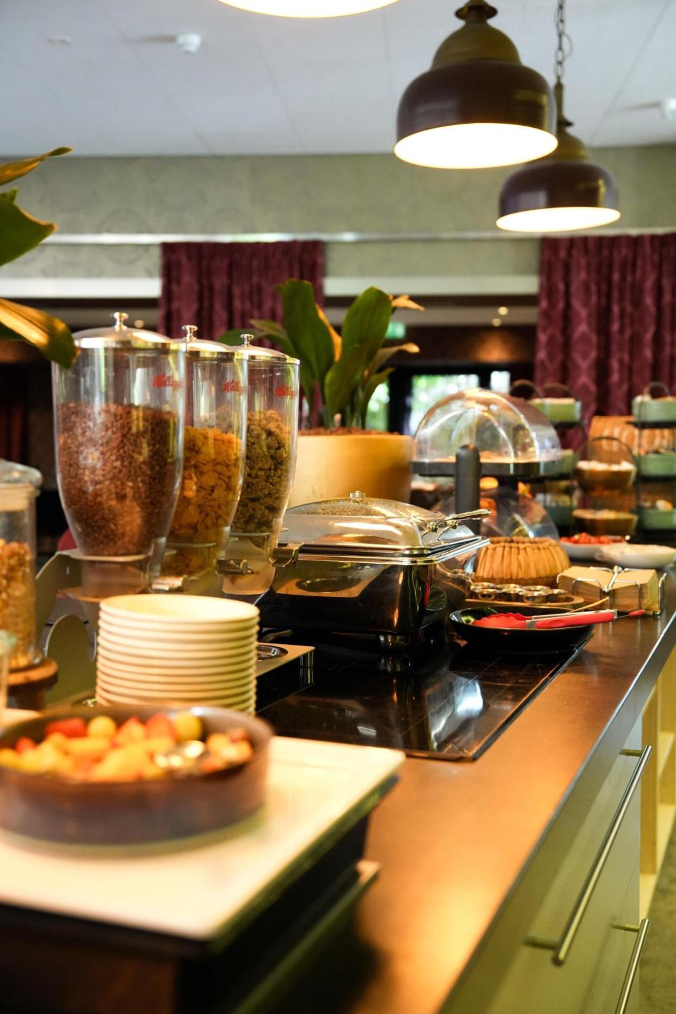 Hotel Het Witte Paard Эттен-Леур Экстерьер фото