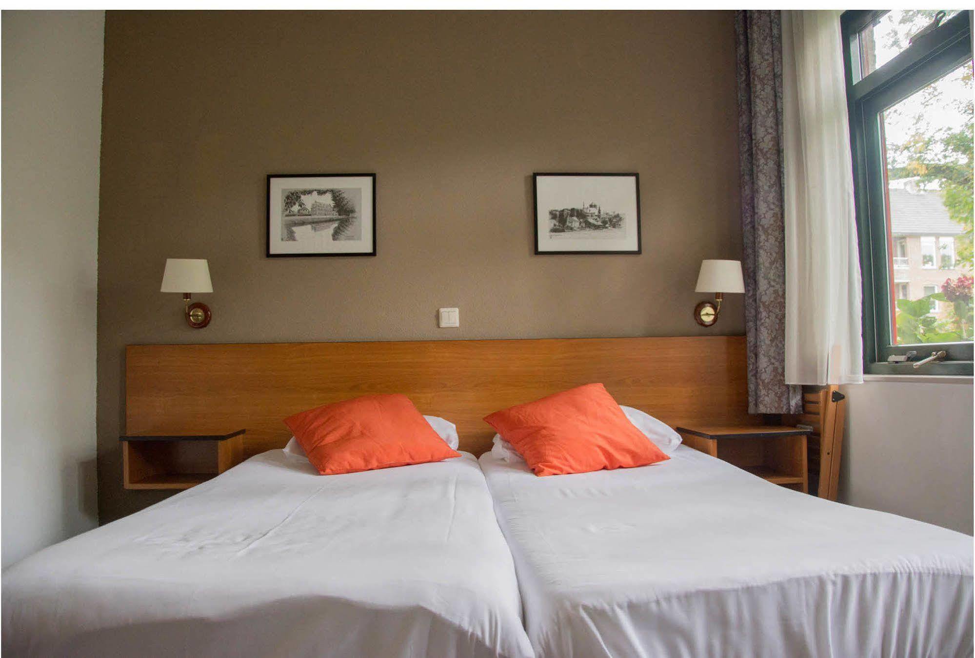 Hotel Het Witte Paard Эттен-Леур Экстерьер фото
